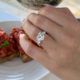 3.09 ct Heart Ring with side Diamonds