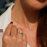 Pendentif en diamant en forme de cœur de 0,55 carat avec halo