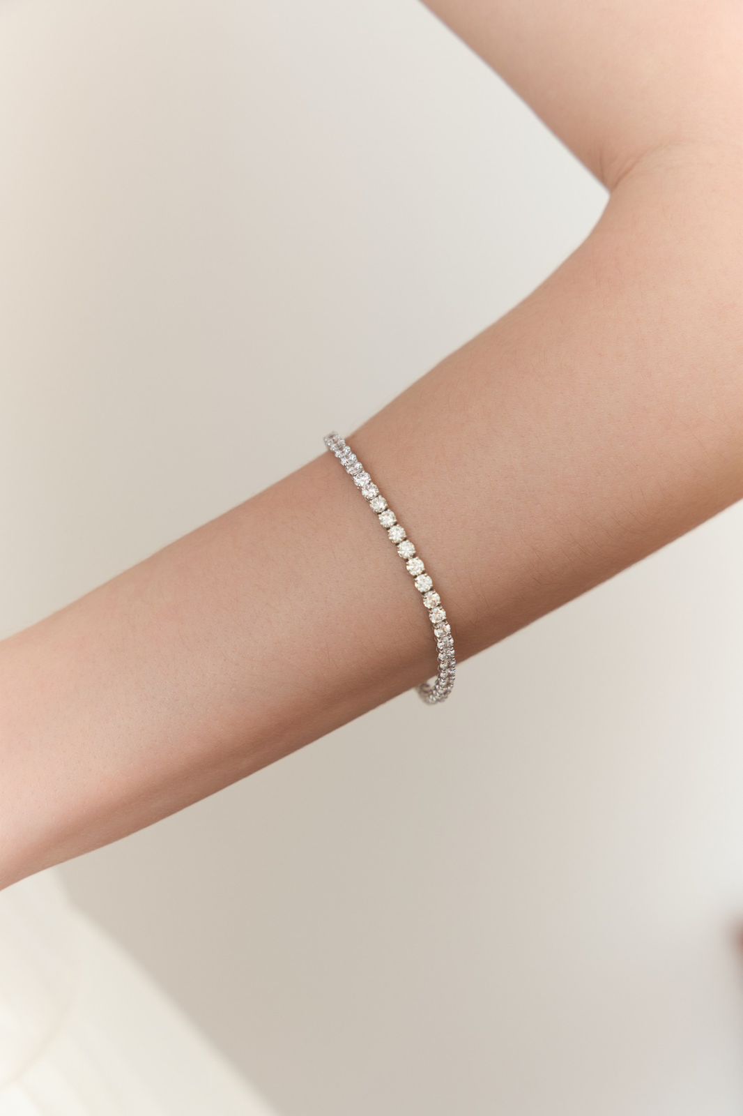 Lab-grown diamond tennis bracelet