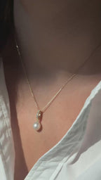 South Sea Pearl Pendant with 0.4 Ct Lab grown diamonds