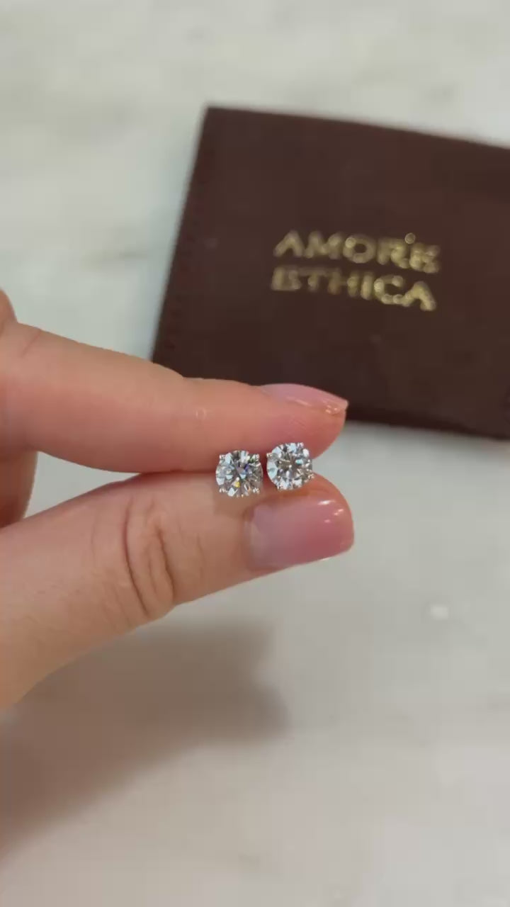 0.82 Ct each Round studs with Natural Diamonds