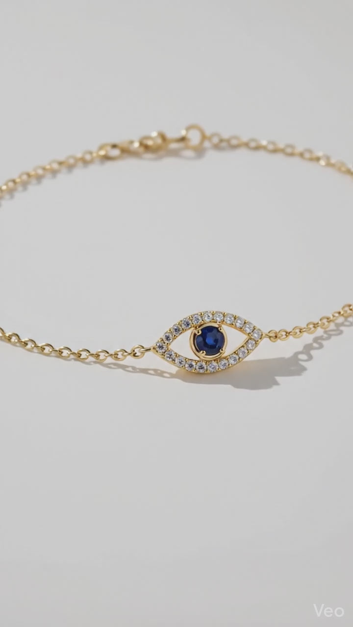Custom bracelet with Blue Sapphire